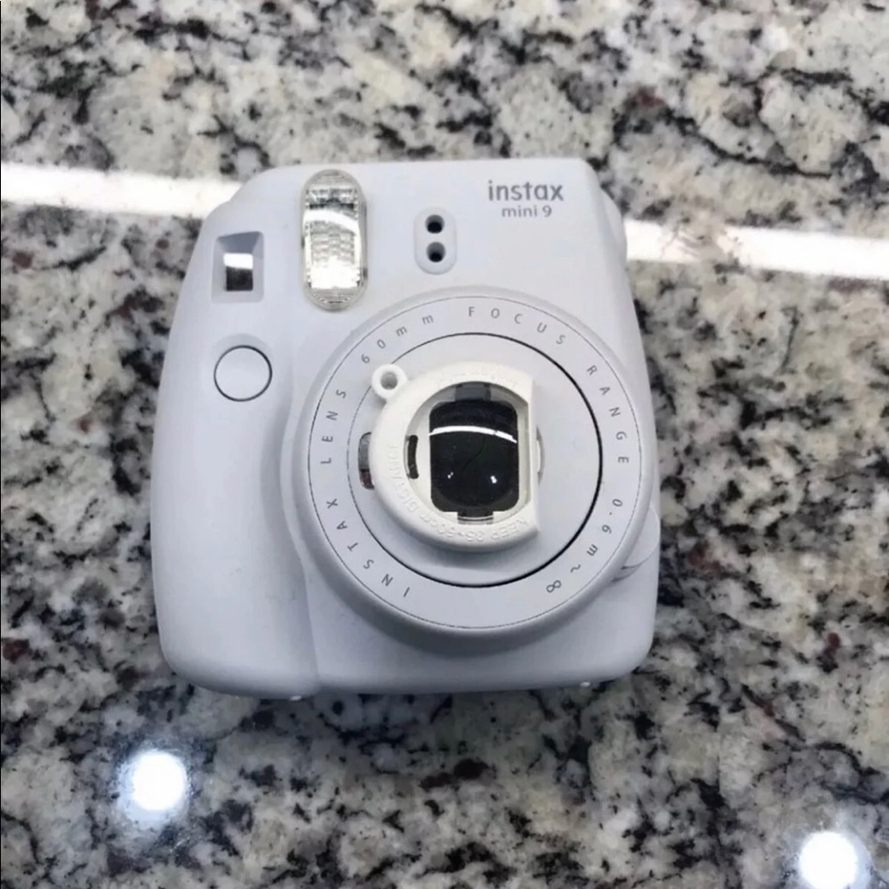 Polaroid mini 9